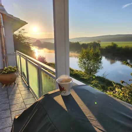 Haus An Der Weser Apartamento *